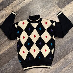 Vintage Elegant Black and Cream Argyle Turtleneck Sweater